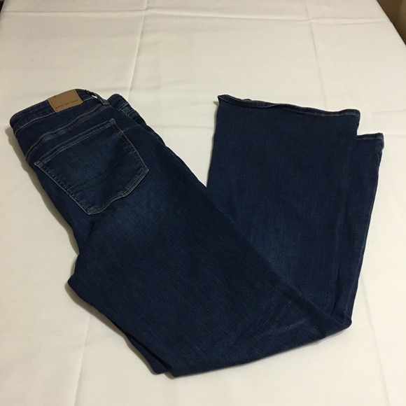 American Eagle Outfitters Denim - American Eagle Super High-Rise Flare Jeans 8 Short Dark Wash Next Level Stretch